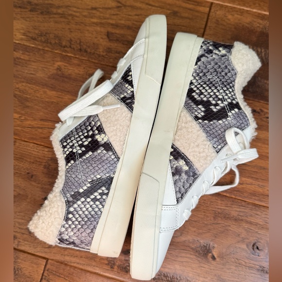 NEW Marc Fisher LTD mello leather sneakers perfect for fall Women’s size 9.5 - Picture 3 of 8